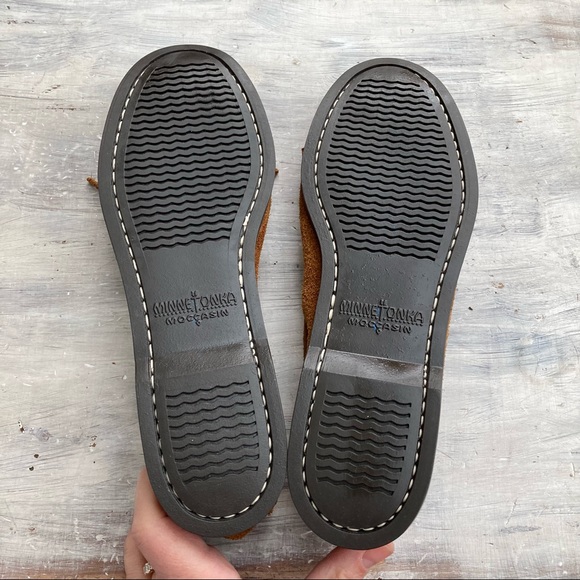 Minnetonka Moccasins 10 - Picture 9 of 10